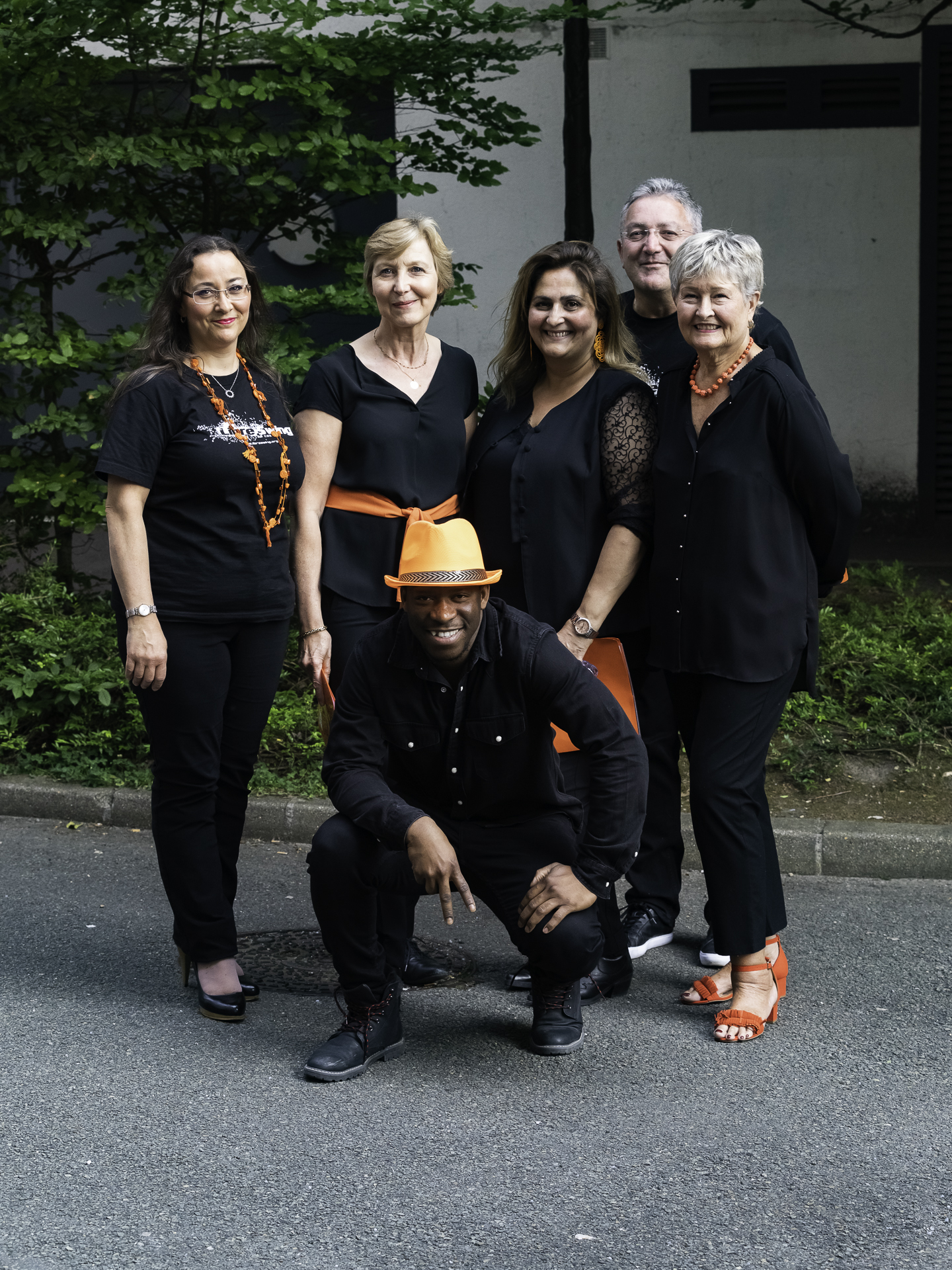 Libre Swing — Chapeau orange de rigueur